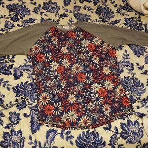 LuLaRoe raglan shirt